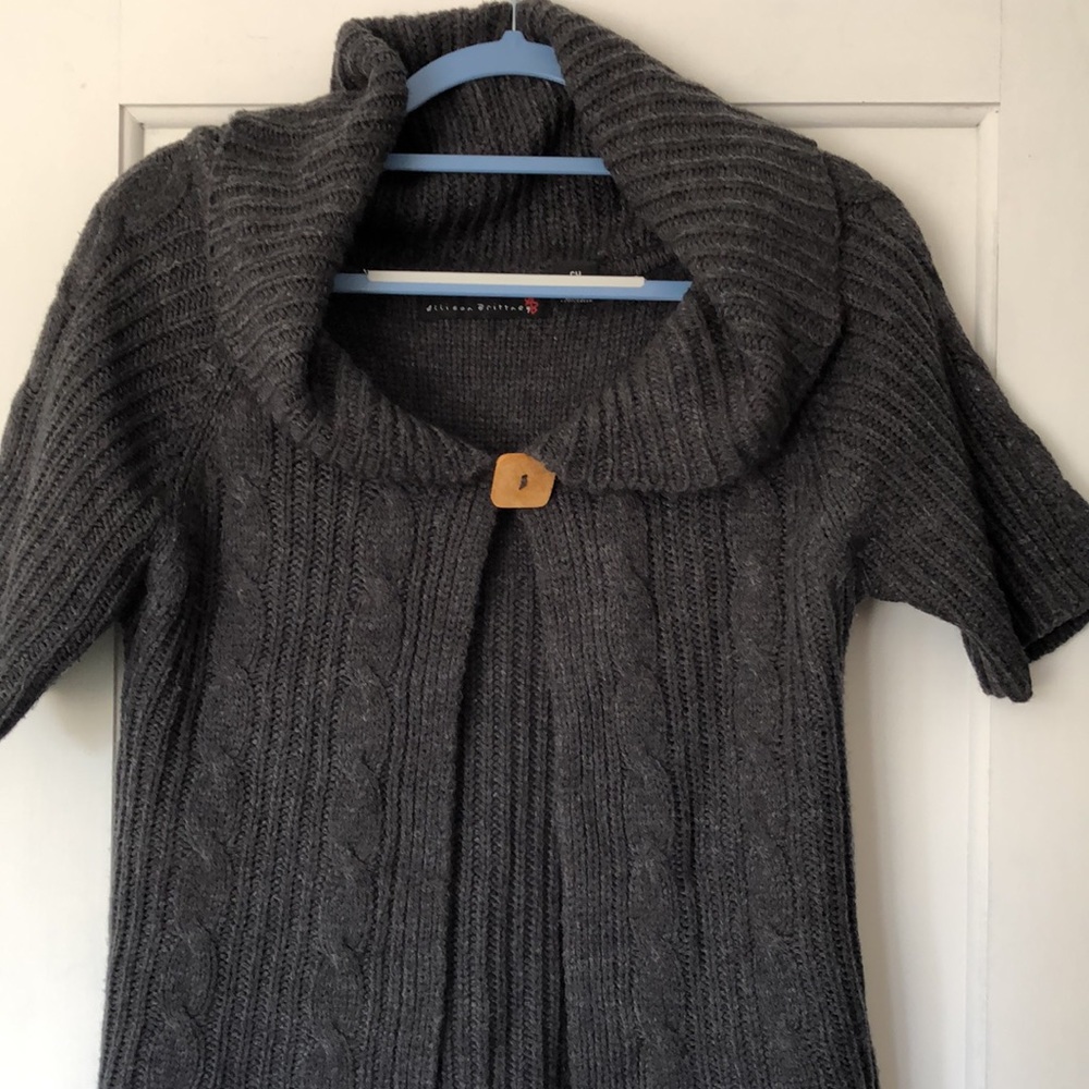 Allison Brittney‎ Heather grey short sleeve cardigan. Soft, mixed knit. EUC